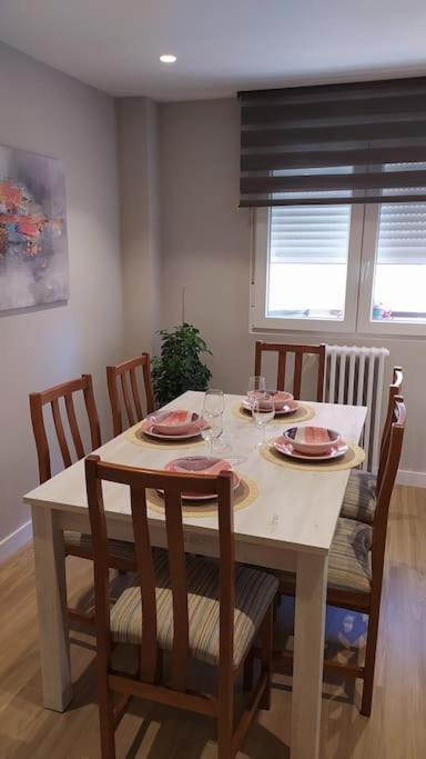 Apartamento Centrico Ideal Para Visitar Cuenca Cuenca  Bagian luar foto